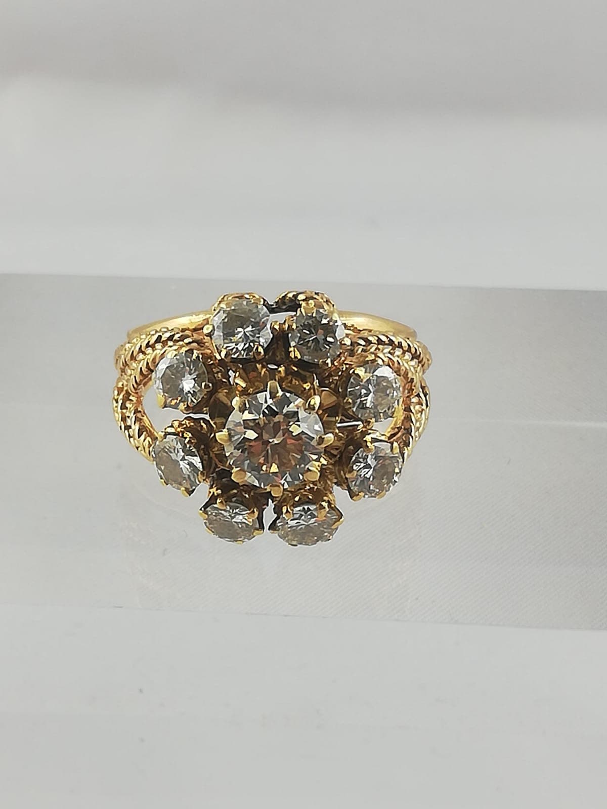 Bijou rachaté à Dijon